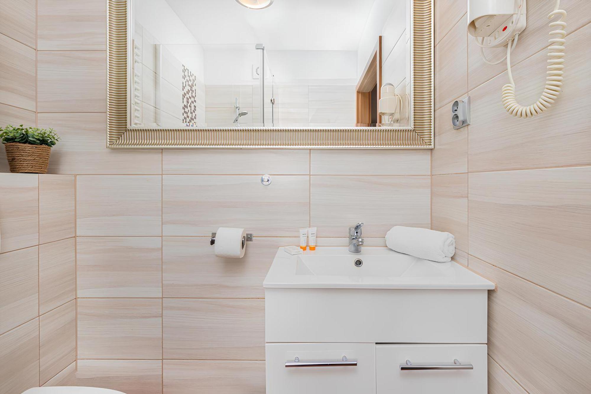 Flatbook - Old Town Apartments Ogarna 格但斯克 外观 照片